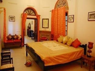 Hotel Chanoud Garh Chanod Экстерьер фото